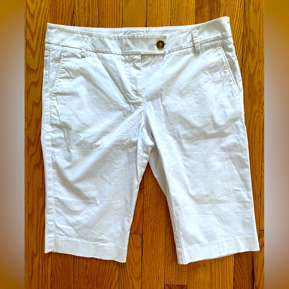 Burberry White Long Bermuda Shorts Size 8